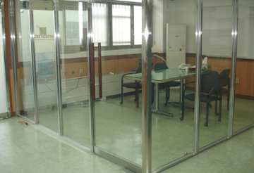유리칸막이