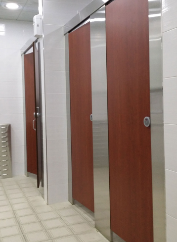 화장실 큐비클 칸막이